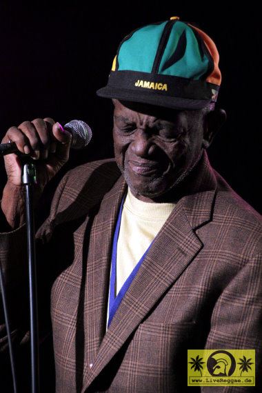 Hopeton Lewis (Jam) with The Pressure Tenants 10. Riverside Stomp - Reduit, Mainz-Kastell 31. Mai 2014 (31).JPG